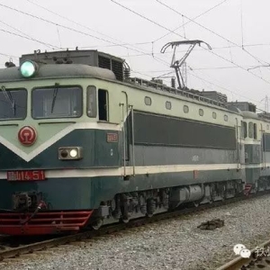 中国铁路机车-电机机车