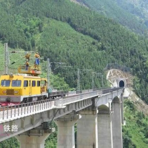 供电接触网为何要经常检修？