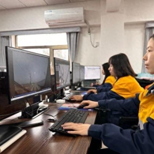 “幕后巾帼”守护铁路供电安全