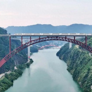 时速350公里绝美高铁线！沿途7座车站惊喜不断！