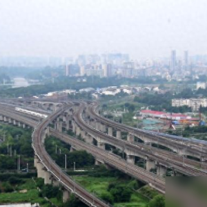 中国将迎来全世界“最长”高铁，贯穿南北8个省份，耗资4200亿！