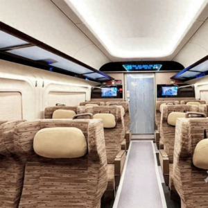 杭州至香港列车升级，新研制的复兴号智能动卧上线，就像是“移动的星级酒店”