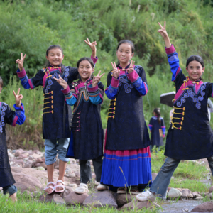 她们的童年，起点就是复兴号！