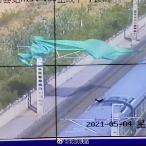 高铁接触网为何这么怕大风？铁路专业人士详解