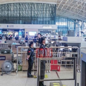 下月起坐火车携带物品有新规：哪些放宽了？哪些变严了？速看