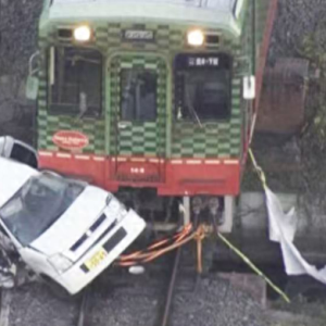 日本栃木县发生汽车与列车相撞事故 造成一人死亡