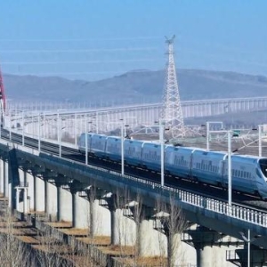 这条高铁即将开通！他们正在努力！