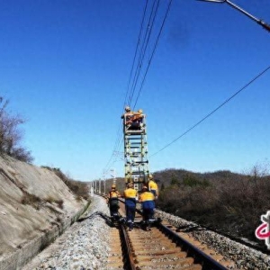 济南供电段力保辛泰铁路供电线路运行和维护