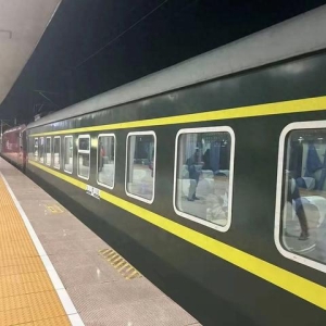 怀旧风潮来袭！丰沙铁路绿皮车再度驶出历史篇章