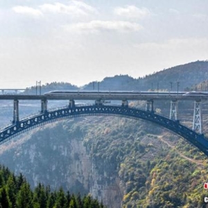 成贵高铁迎来全线通车五周年