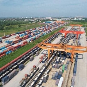 赣闽两省铁路多式联运班列开行突破10000列