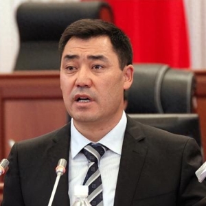 中国等了快30年，中吉乌铁路4天后开工，让邻国总统扬眉吐气