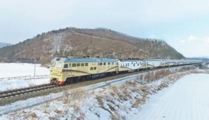 前11月开行旅游列车1737列，同比增长17.6% 火车“慢”游，一趟集齐沿途风景