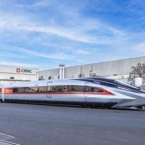 全球最快高铁列车，亮相→