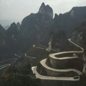 1981年铁路坠桥事故：275人遇难，今天的进步是当年血的教训