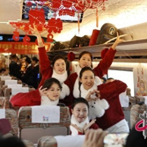 2025 元旦：智能提升型复兴号开启沈大新旅途