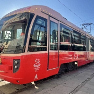 “大哥，二哥，三弟来了！”54路文旅专列又添新成员