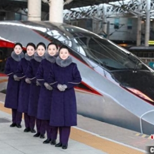 吉林省首趟“智能复兴号”动车组正式上线运营