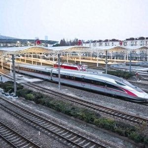 铁路上海南站进入“高铁时代”