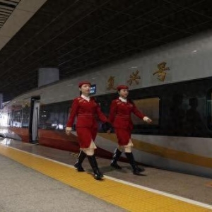 时评：陕西直达香港高铁，开启交流合作新篇