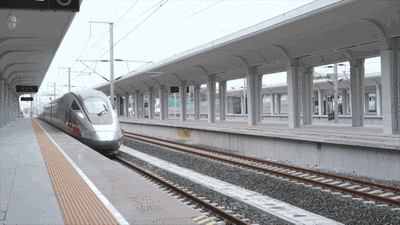 高铁“变味”了？现在的高铁，为啥越来越多的人不愿意坐了呢？