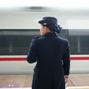 时评：夜间动卧高铁开通 助力夜行高效舒适