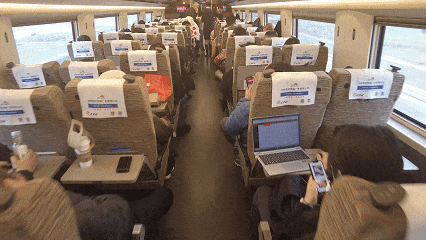 京沪高铁350公里时速标杆列车+2，“班味儿”忒浓