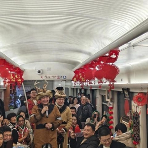 黑龙江首趟民族非遗文化列车开行