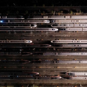 春运启幕！成都动车段“陆地航母”震撼起航