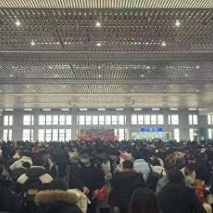 时评：铁路，只为走得安全走得及时走得满意