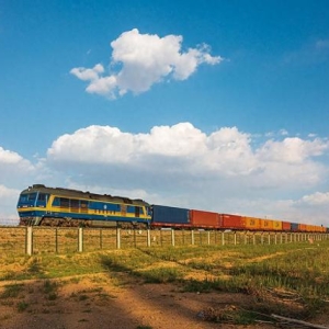 为什么说中国还缺铁路？