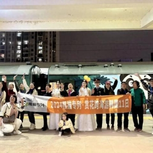 爆火专列开出！为期11天，包含跨国行程！