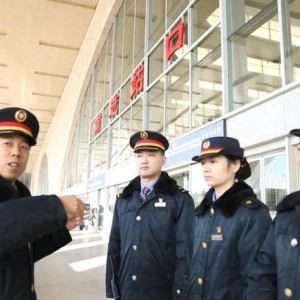 紧急求助！这趟高铁提前1分钟抵达