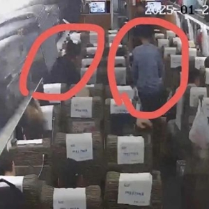 上海虹桥出发！G2407次列车出现紧急一幕，即将关闭的车门被“喊停”