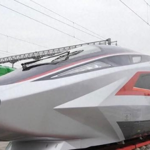 时速453公里！中国造全球最快高铁CR450，到底有多厉害？