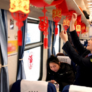 高铁速度那么快，司机万一走神怎么办？真相竟然是这样……