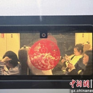 （新春走基层）2025春运故事：归乡列车上的百态人生