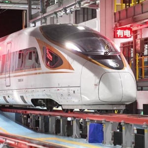 新春走基层｜动车机械师：动车“体检”护航春运路