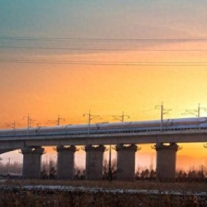 时评：铁路春运，“南来北往”见证中国温度