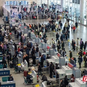 春运迎来返程客流最高峰，广铁加开356列热门方向夜间高铁