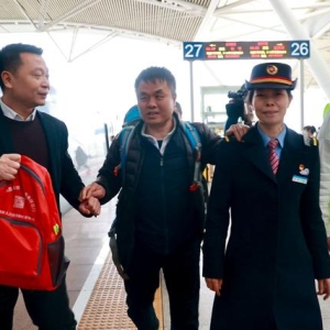 广州连续6年组织“爱心专列”助务工人员无忧返岗