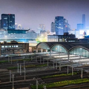我的“红旗列车”故事｜从绿皮车到复兴号