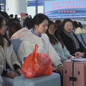 江西：高铁赋能就业路 铁路帮扶暖民心