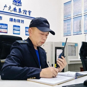 机务人拍的火车，还是要得