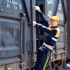 冷知识| 铁路连结员是做什么的