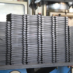 涨知识丨钢轨橡胶垫板的作用