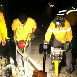 铁路工务人都有哪些常用机具？