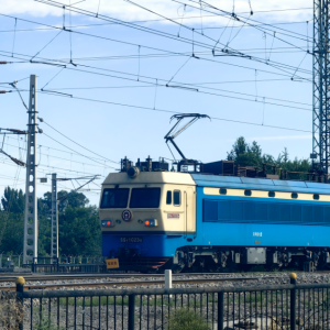 火车副司机是做什么的？