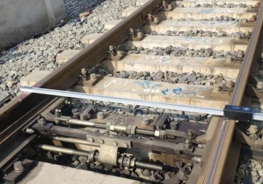 道岔工务及工电结合部测量项目位置方法及标准（图解）