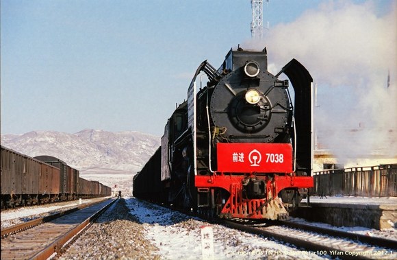 转贴:【铁路文化】 前进型蒸汽机车 —— 我曾经的伙伴!_铁路文化...-1.jpg